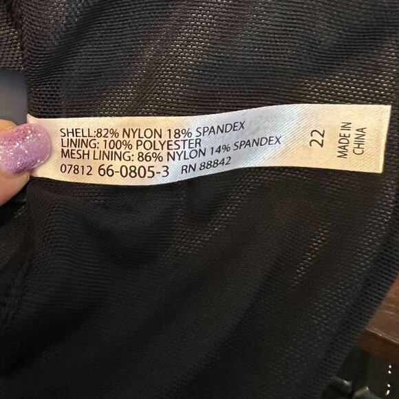 Swimsuits For All Blue Black Tribal Print Blouson One Piece Padded Cups Size 22 - Picture 8 of 9